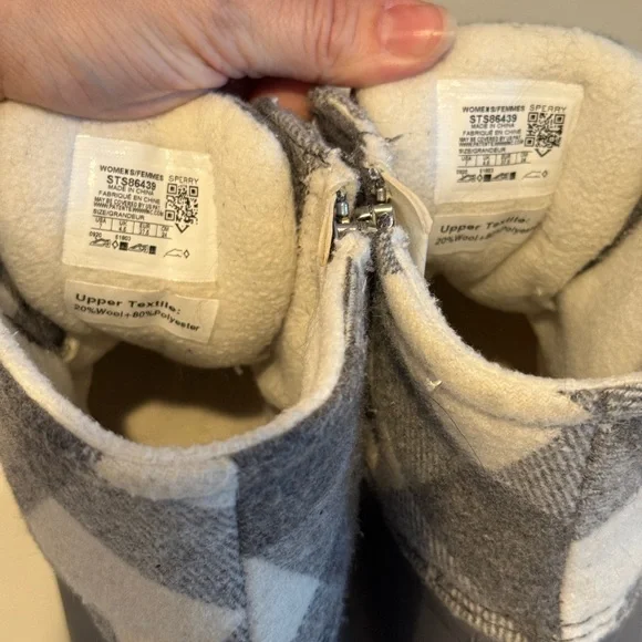 Sperry Women’s Gray and White Plaid Duck Boots size 7 - Picture 4 of 5